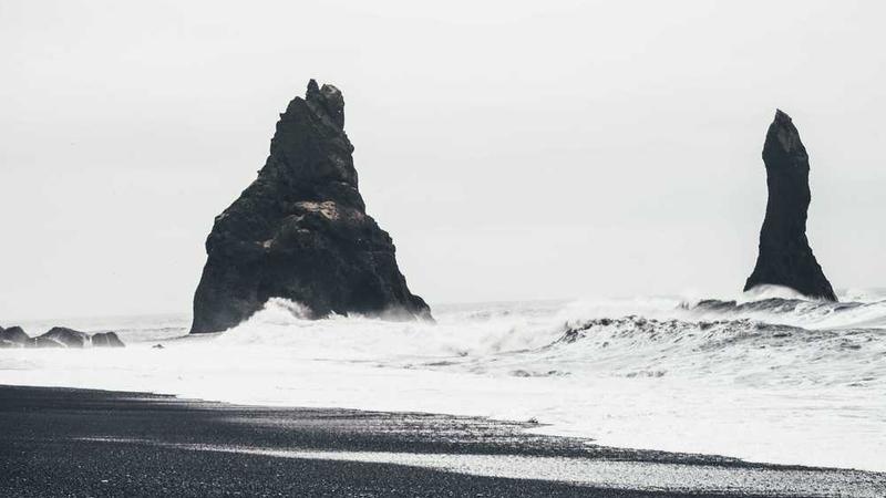 上海内环内的小公寓一套总价大概多少?