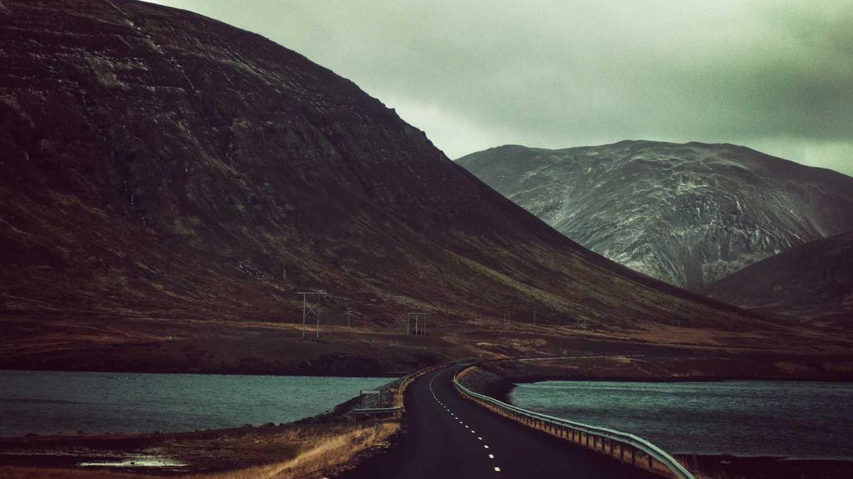 我想知道上海有名正归的足浴城,名字是那些,联系方式可以告诉一下吗?谢...