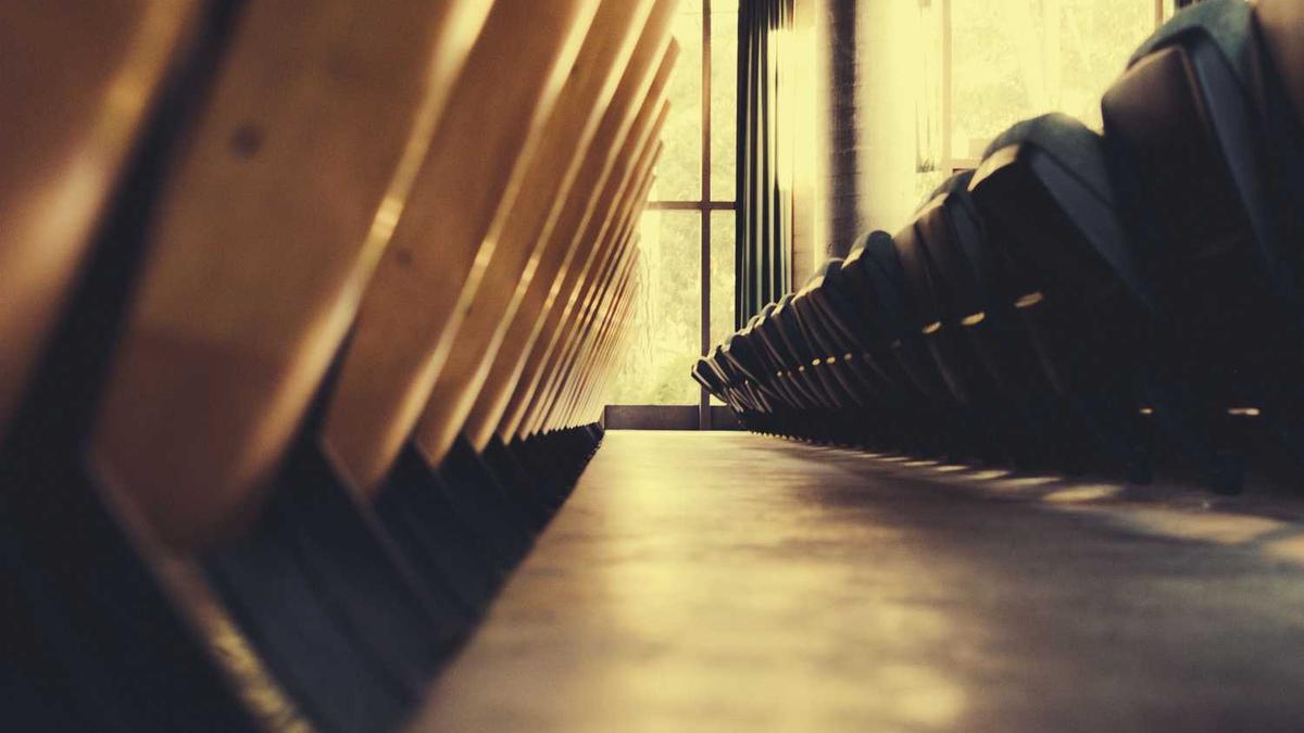 手机戒指项链吊坠掉进下水道鱼塘各地打捞队工作汇总